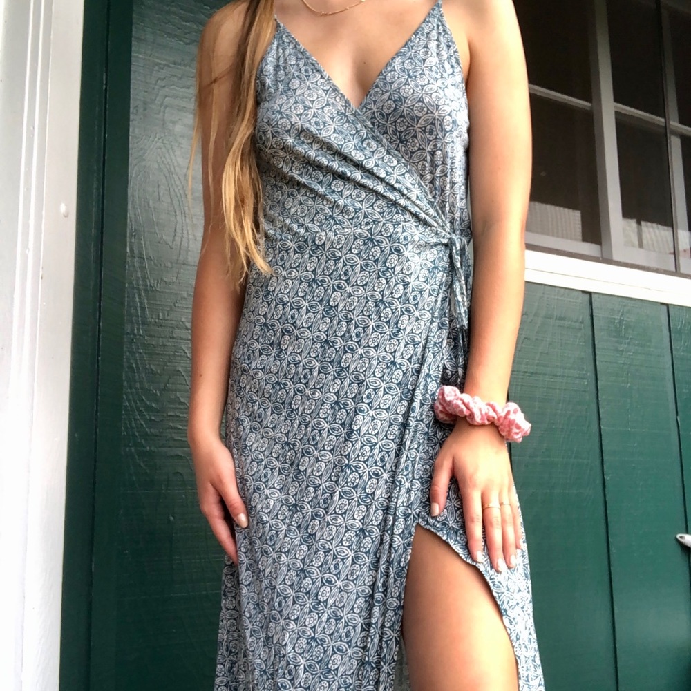 Volvo’s wrap dress